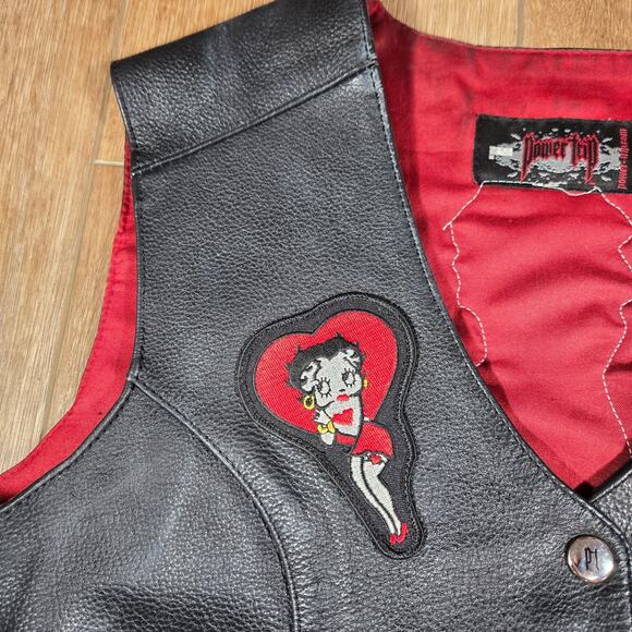 Power Trip Leather Vest Women’s Lace Up Motorcycle Black Red Betty Boop Large - Picture 2 of 12